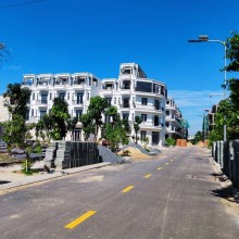 NHÀ PHỐ COMPOUND CAO CẤP Q12 CÓ HỒ BƠI, CÔNG VIÊN, BẢO VỆ, TỪ 5.X TỶ.